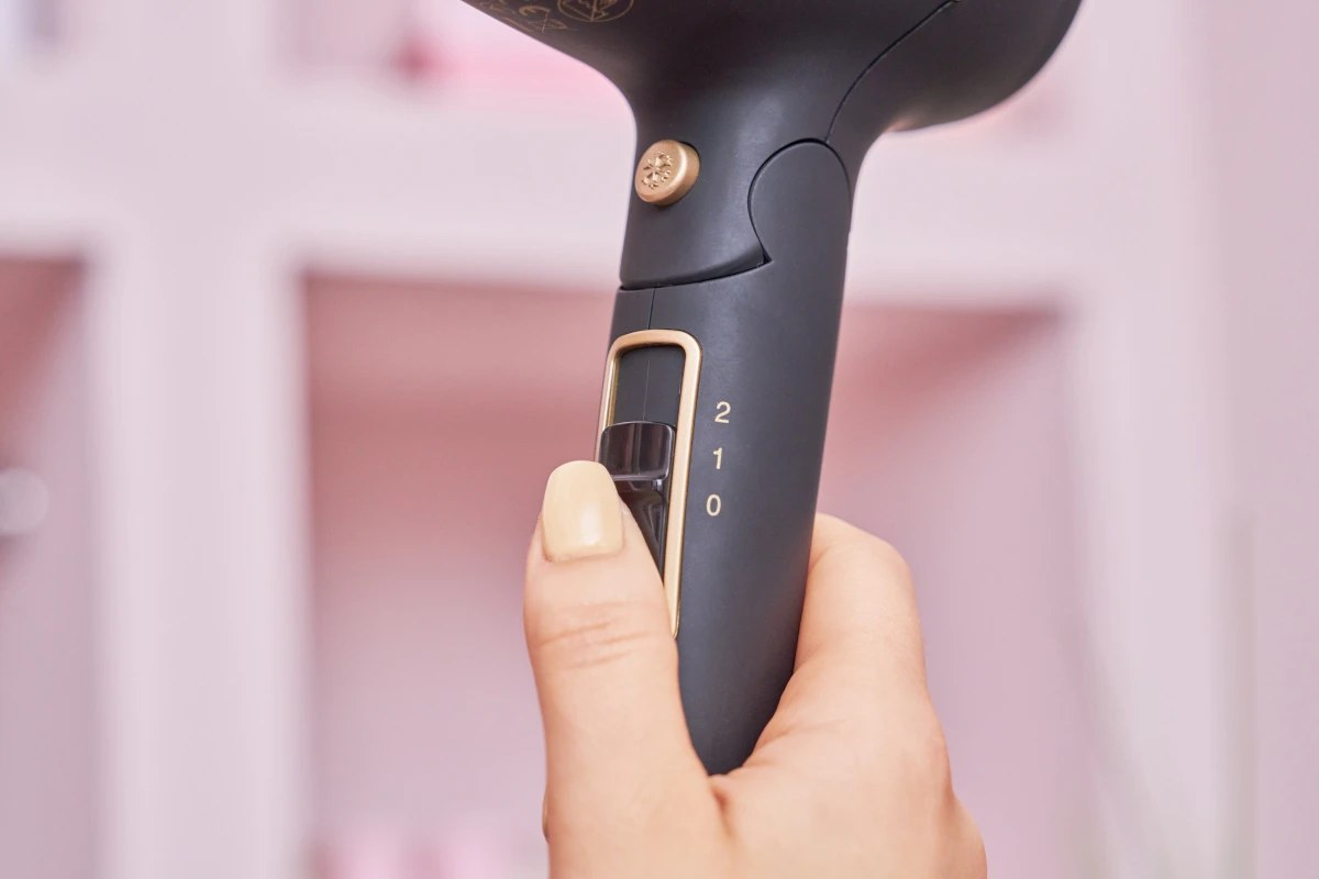 Zelmer ZHD8321 — ДВІ ШВИДКОСТІ - РЕГУЛЮЙТЕ ДО СВОЇХ ПОТРЕБ